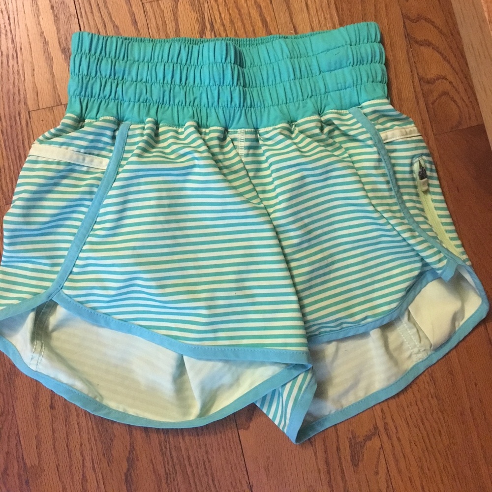 Lululemon Running Shorts - new with tags cut
